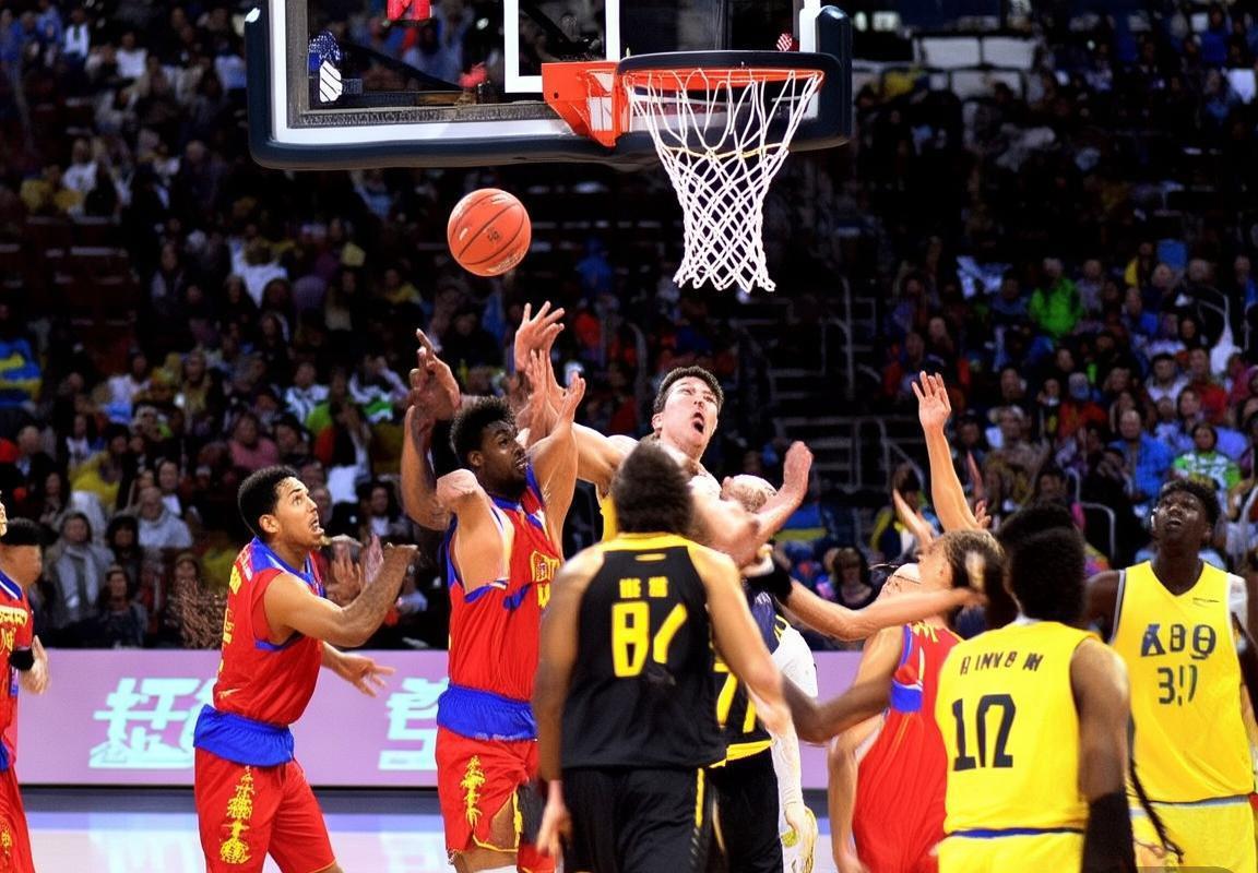 篮球盛宴：北京队险胜东莞，激情对决点燃赛场(图1)